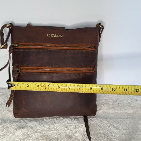 Estalon Crossbody - Picture 4 of 10